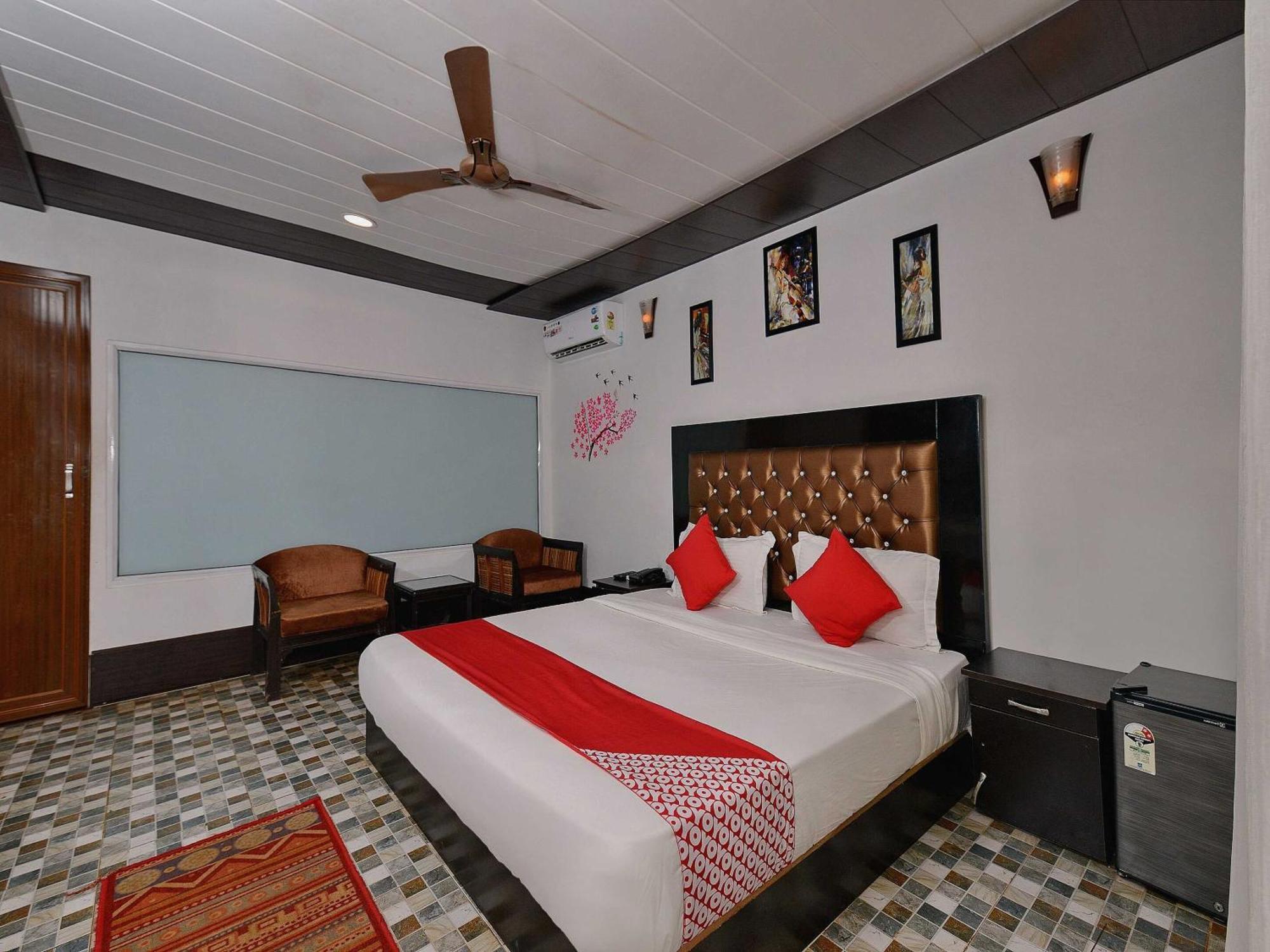 Collection O Retreat Morjim Resort Экстерьер фото
