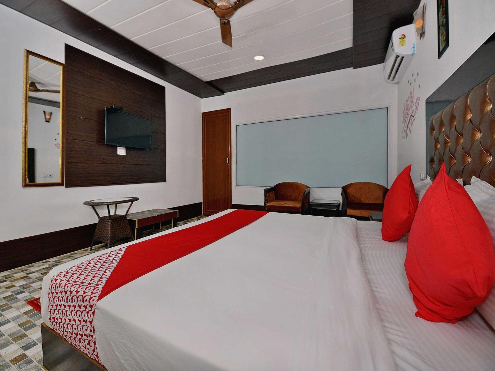 Collection O Retreat Morjim Resort Экстерьер фото