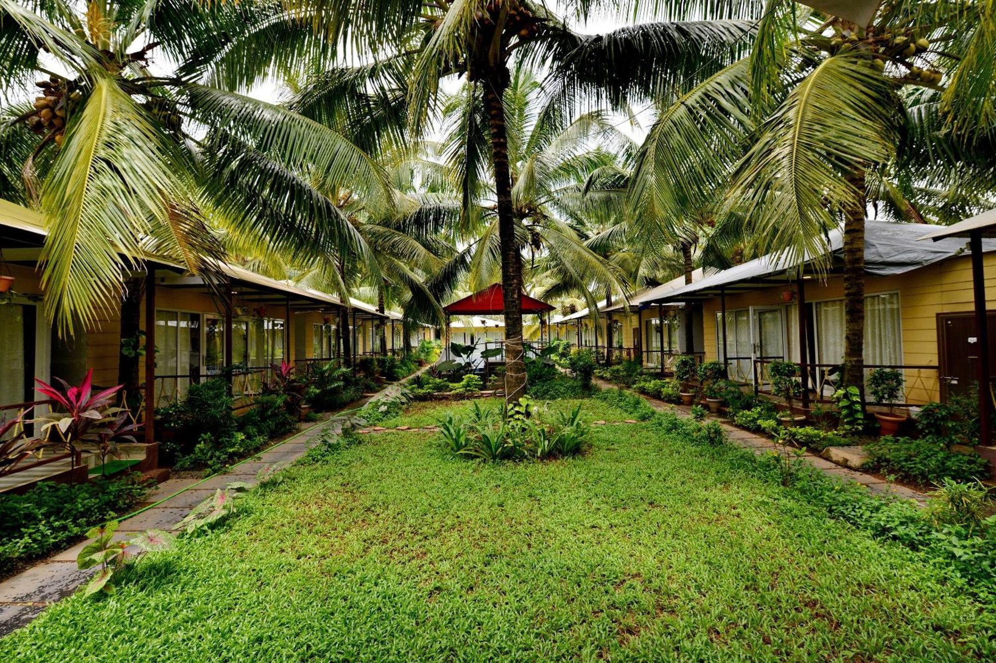 Collection O Retreat Morjim Resort Экстерьер фото