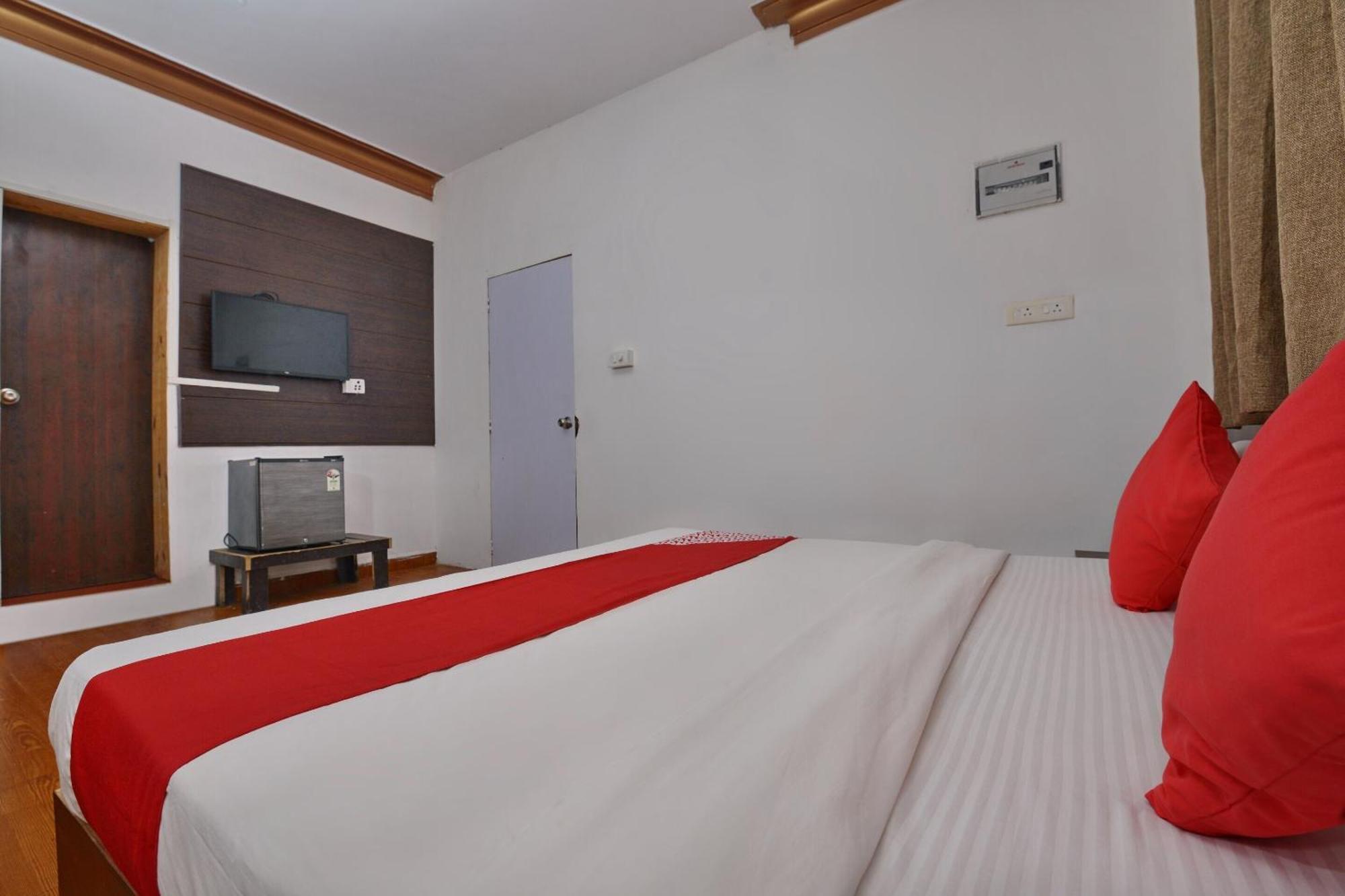 Collection O Retreat Morjim Resort Экстерьер фото