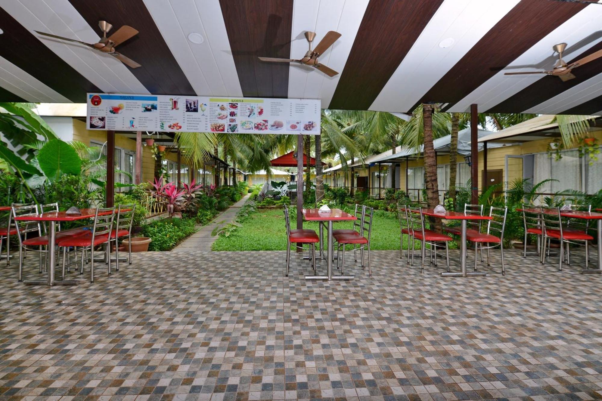 Collection O Retreat Morjim Resort Экстерьер фото