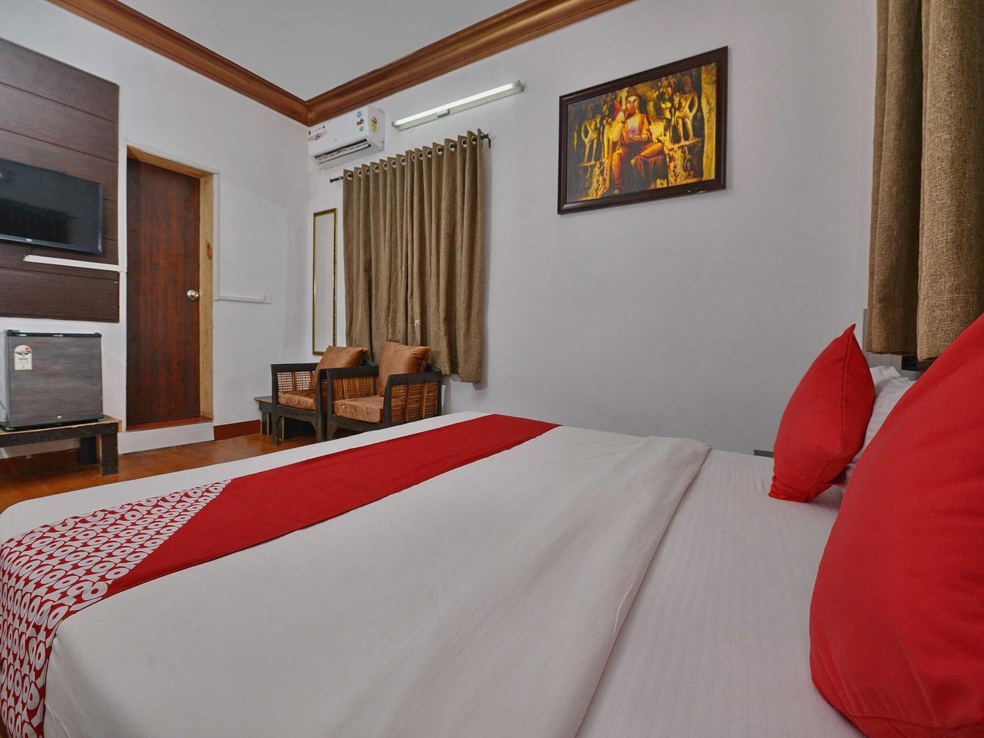 Collection O Retreat Morjim Resort Экстерьер фото