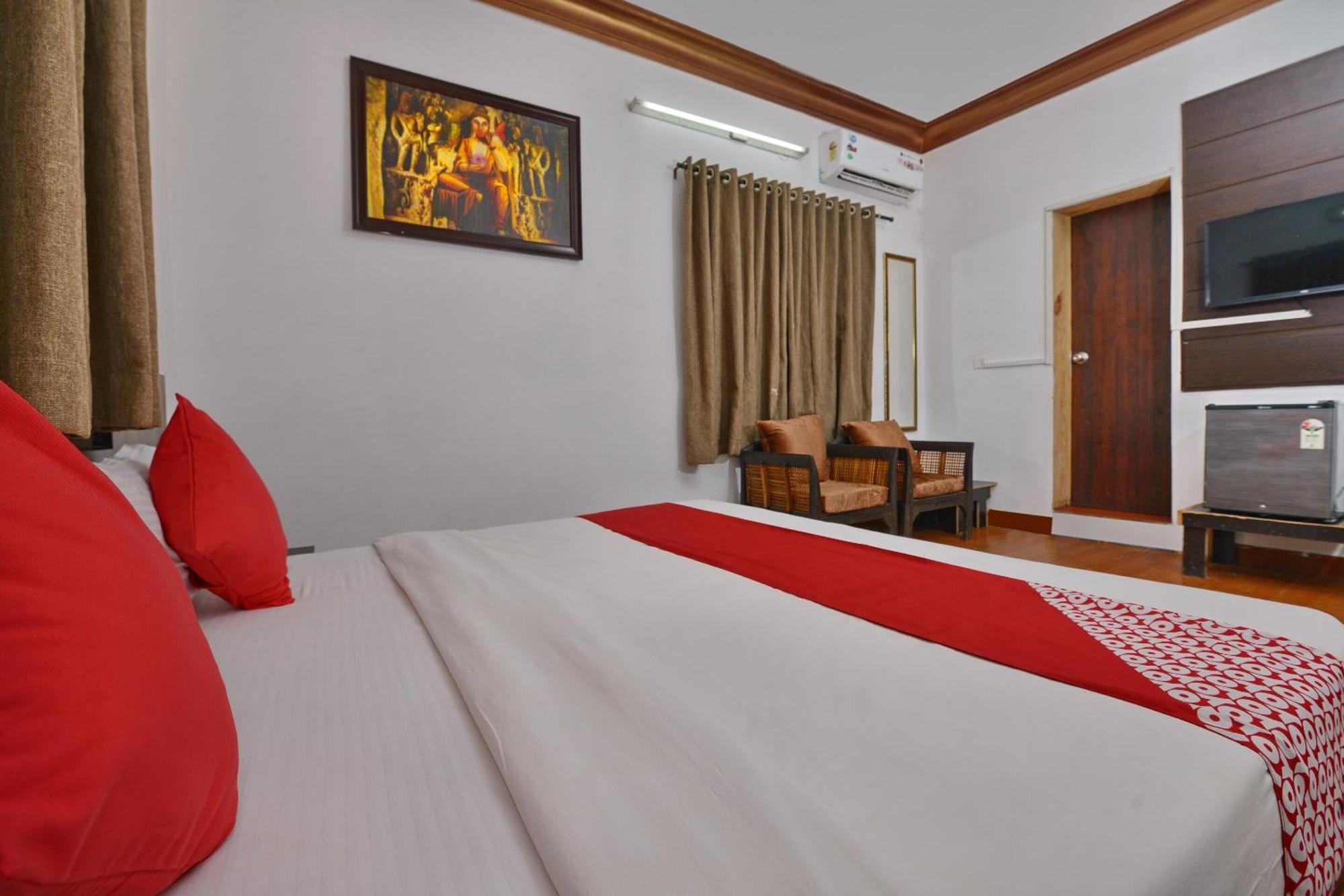 Collection O Retreat Morjim Resort Экстерьер фото